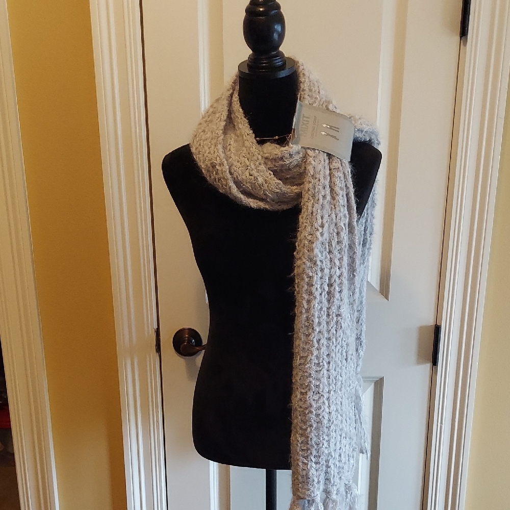 Mixit Gray Textured Scarf